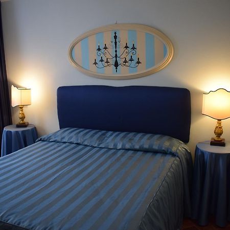 Palazzo Tucci Apartments Lucca Bagian luar foto