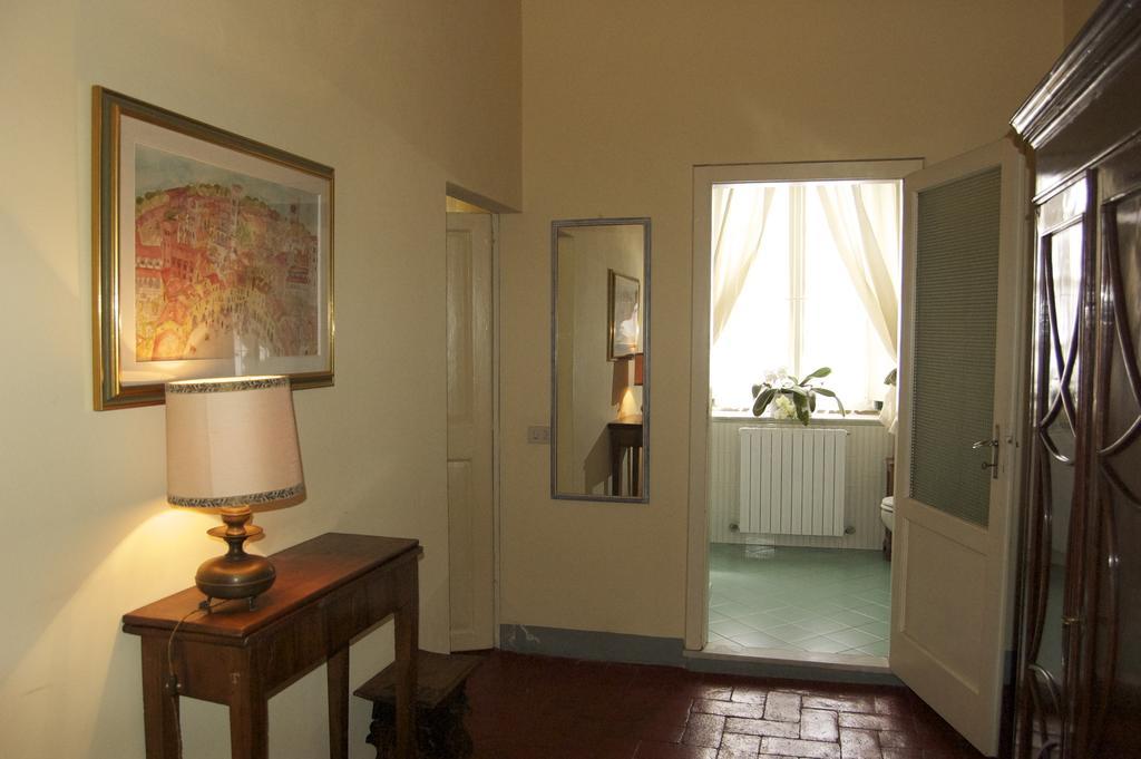 Palazzo Tucci Apartments Lucca Ruang foto