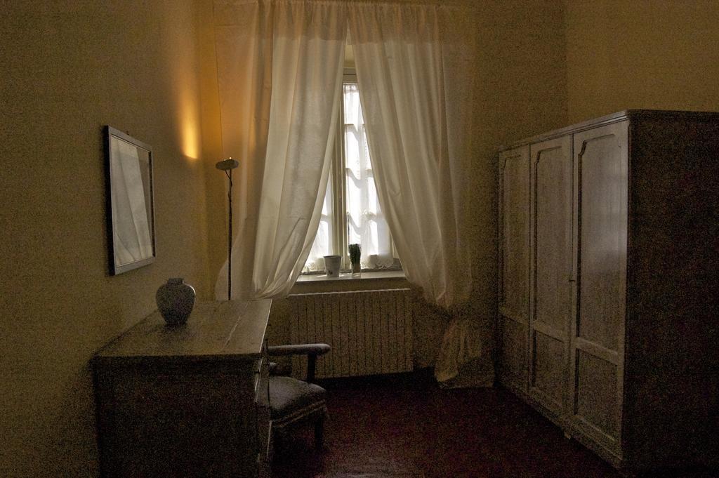 Palazzo Tucci Apartments Lucca Bagian luar foto